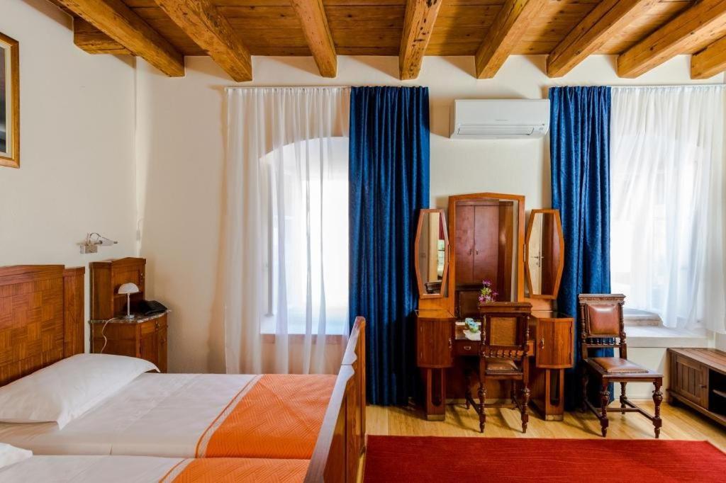 סומרטין Rooms Miron - Adults Only חדר תמונה