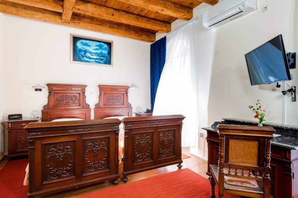 סומרטין Rooms Miron - Adults Only חדר תמונה