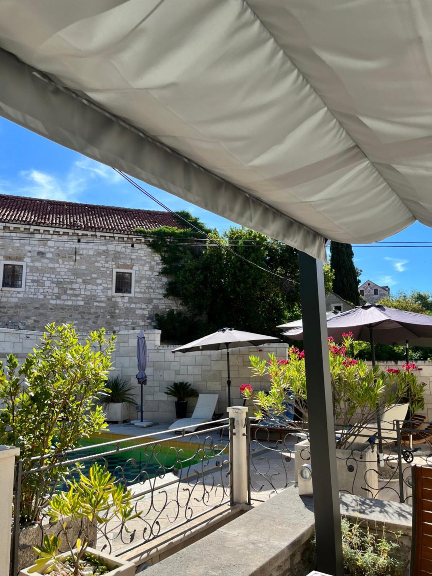סומרטין Rooms Miron - Adults Only מראה חיצוני תמונה