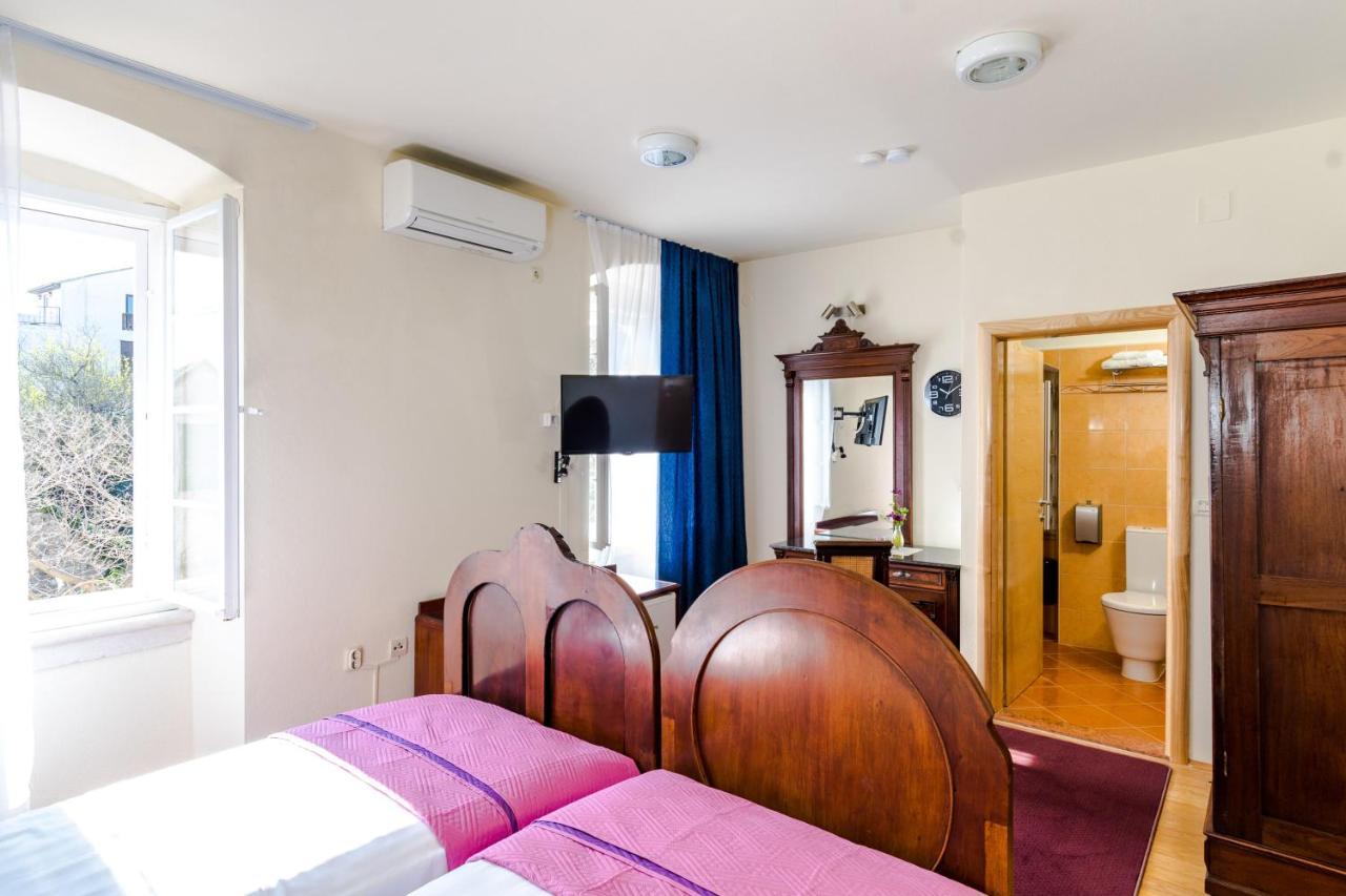 סומרטין Rooms Miron - Adults Only חדר תמונה
