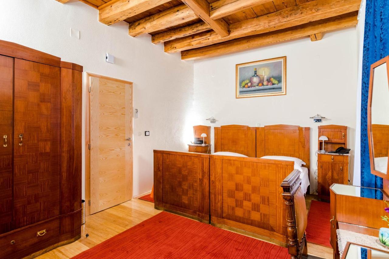 סומרטין Rooms Miron - Adults Only חדר תמונה